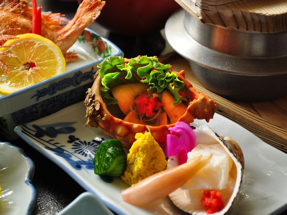 Makan Malam Pelancongan