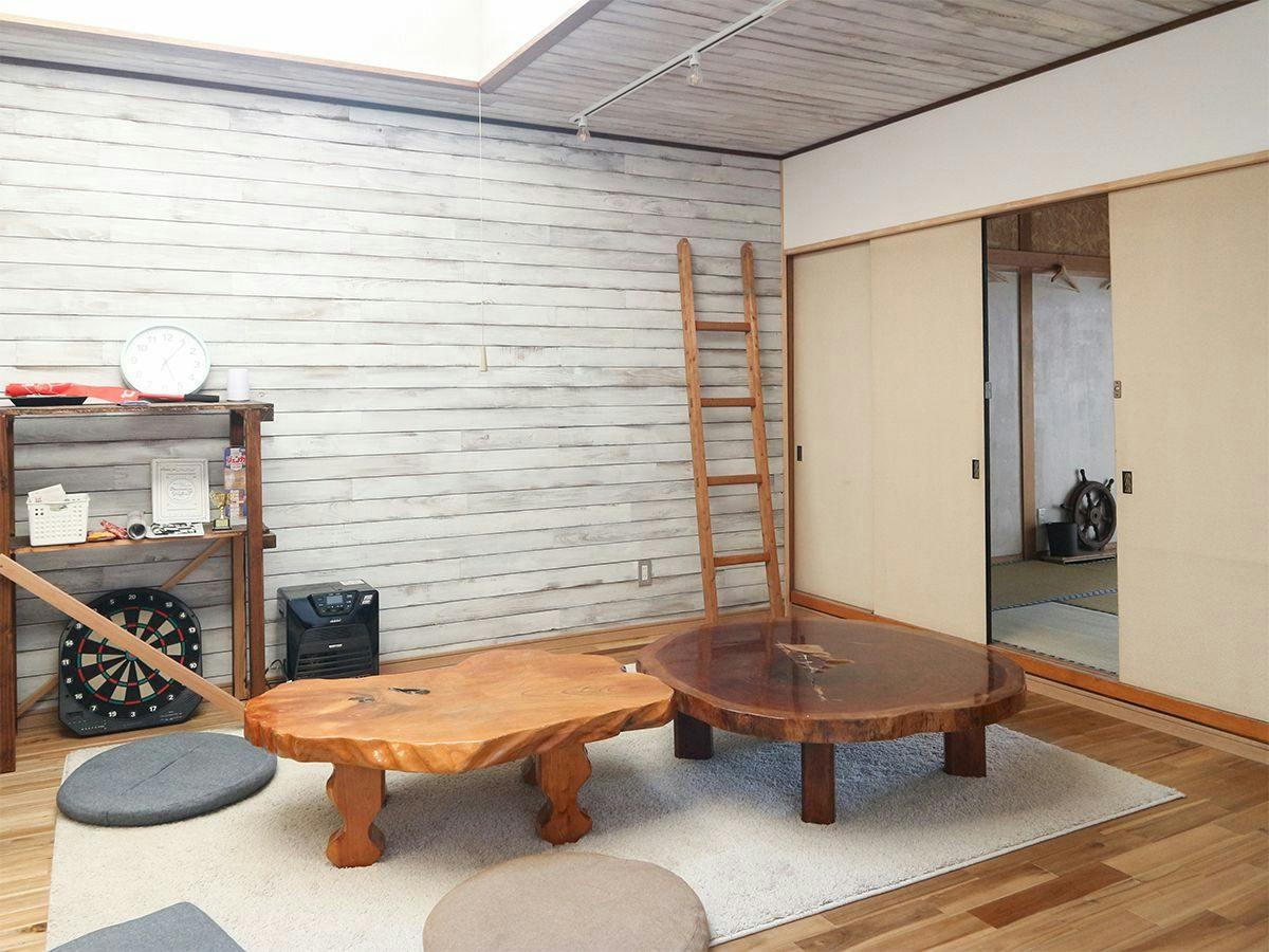 Guest House 3710