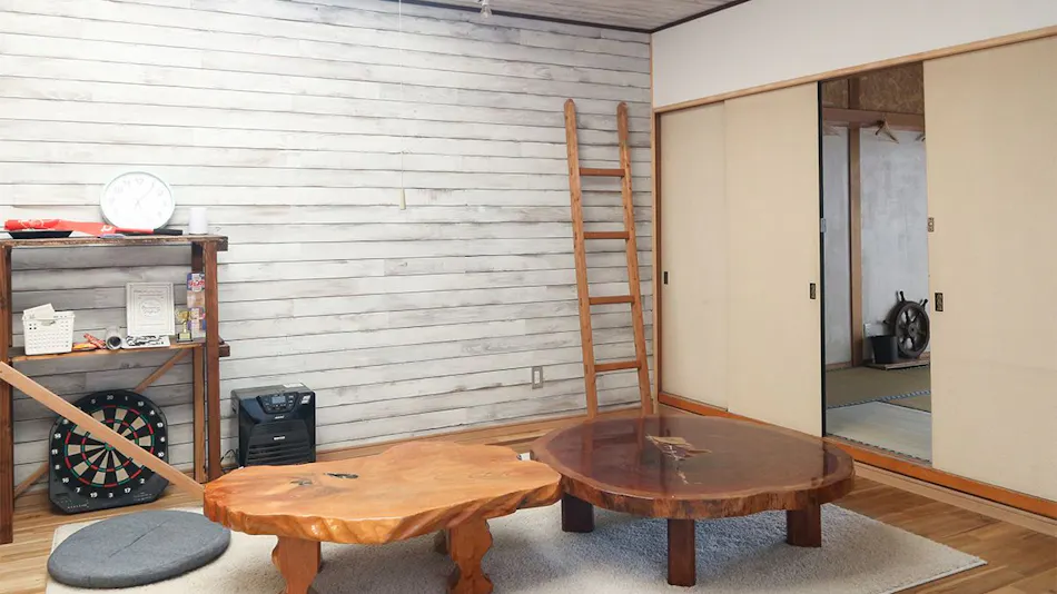Guest House 3710