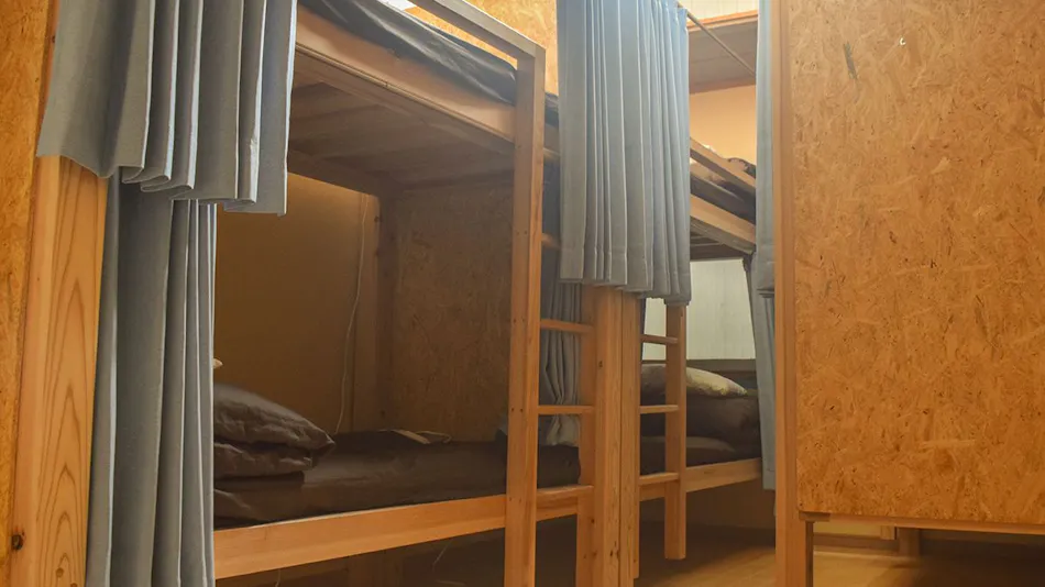 Guest House 3710