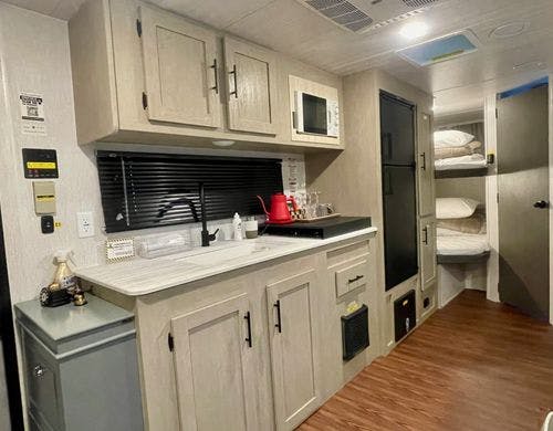 トレーラーハウス室内