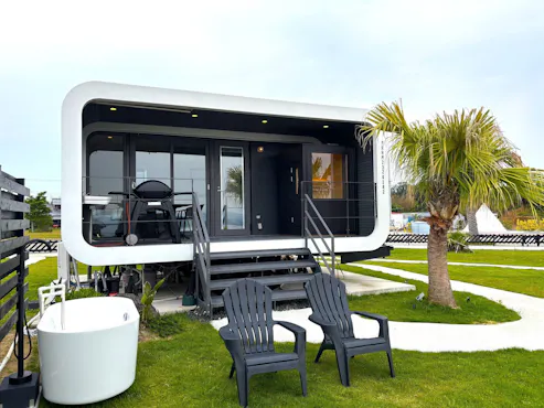 ซูพีเรียราวด์ (พร้อมซาวน่าเทอเรส)