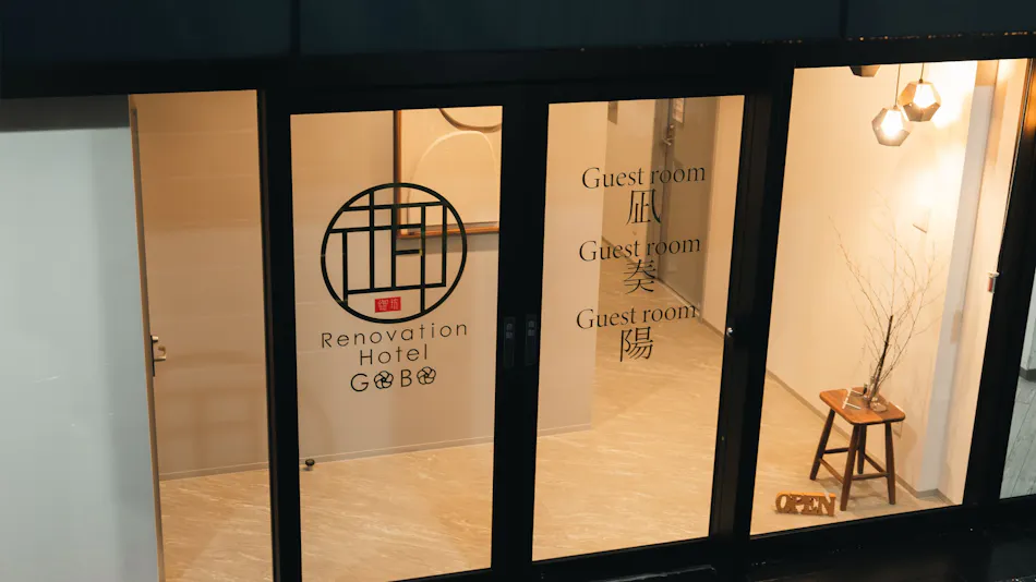 Renovation Hotel GOBO