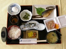 ビジネスホテル三徳