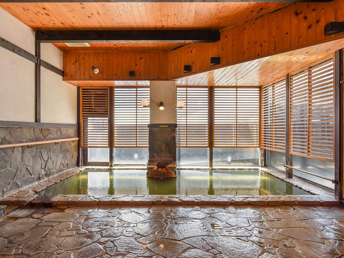 Mata Onsen Yamasuisou (Spa Land Mata)