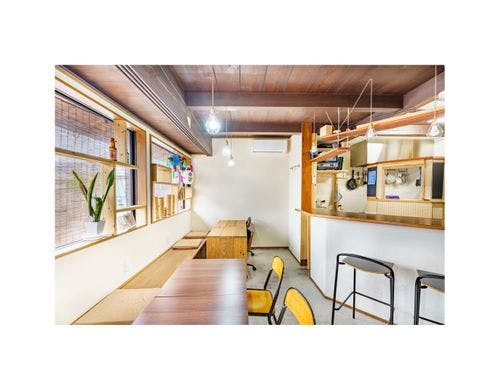 １F　カフェスペース