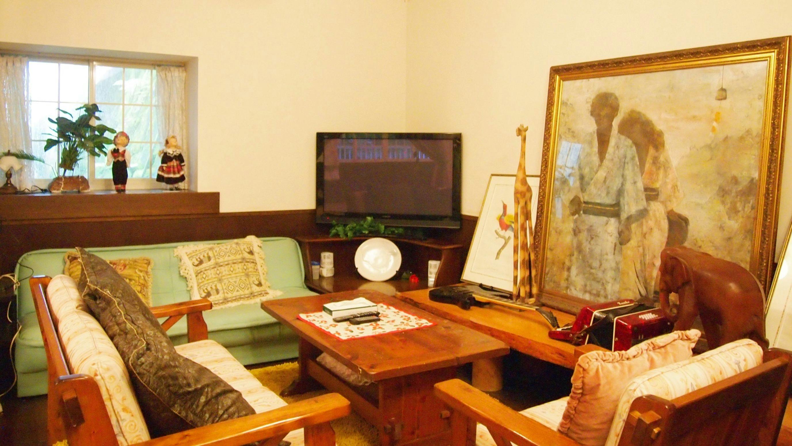 [Contoh di dalam gedung] Aula besar