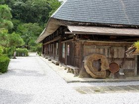旅館　鶴富屋敷