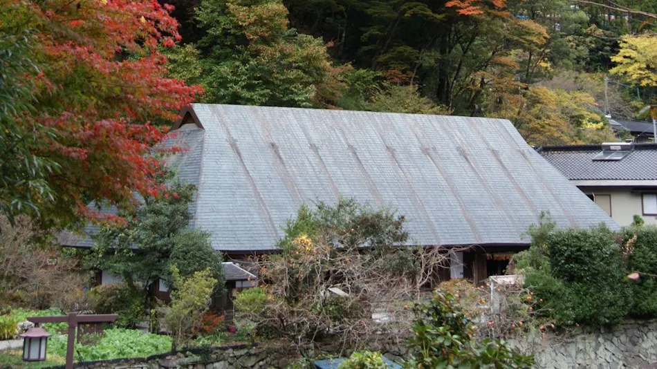 Tsurutomi Residence