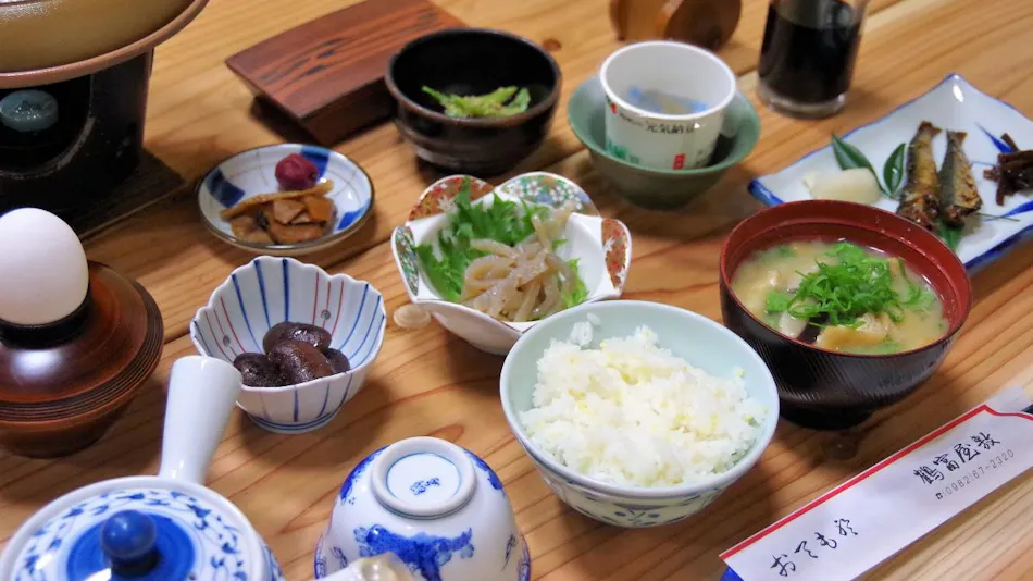 Tsurutomi Residence