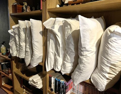 ■追加の枕はご自由にお持ちください。