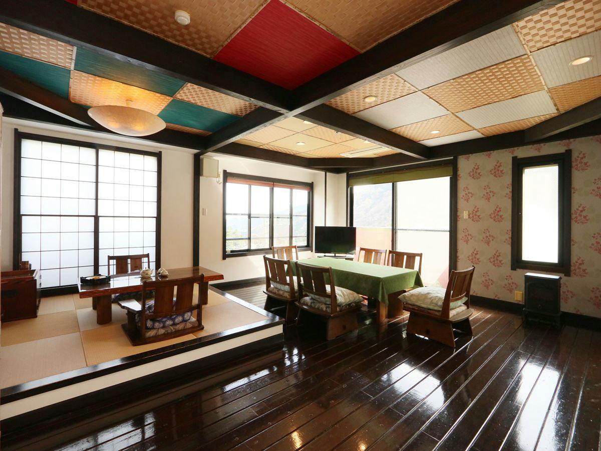 Hakone Tabinoyado Umi Hon