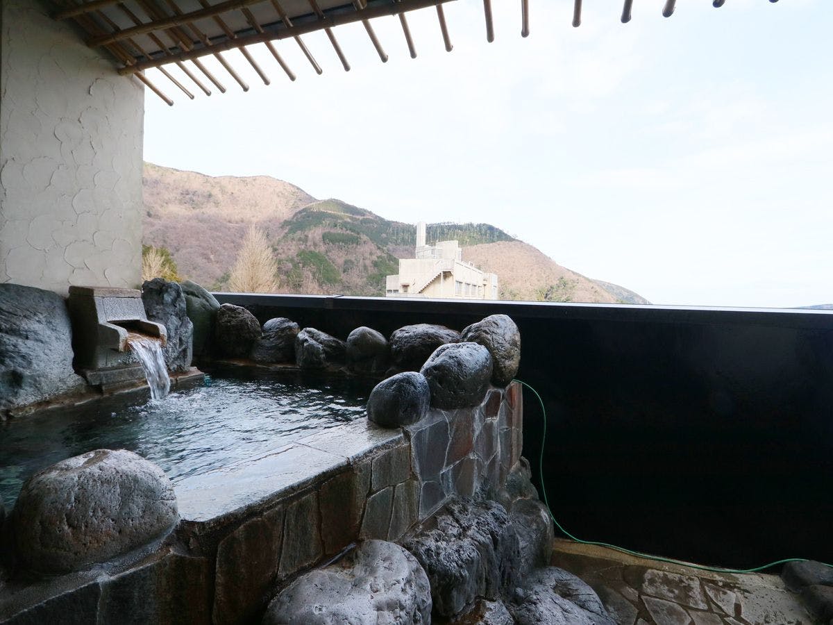 Hakone Tabinoyado Umi Hon