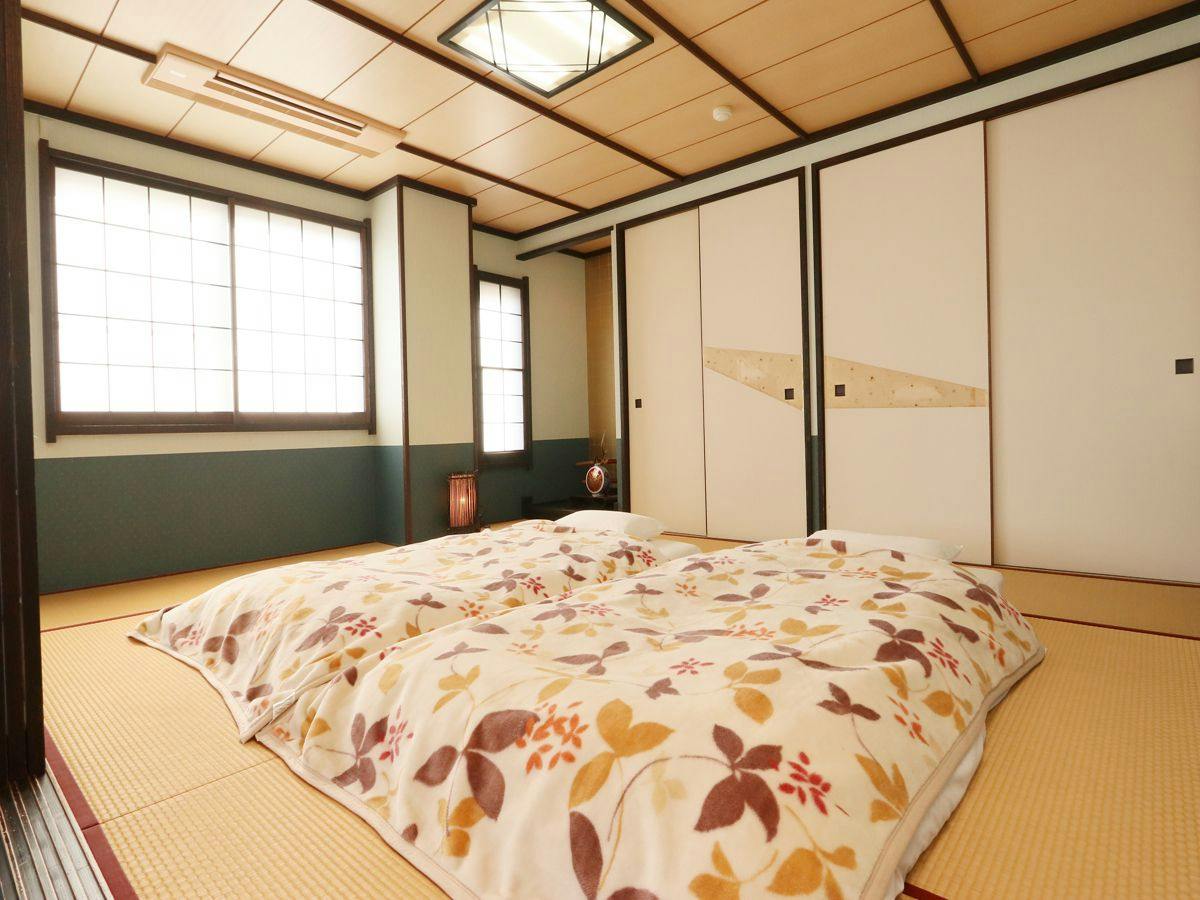 Hakone Tabinoyado Umi Hon