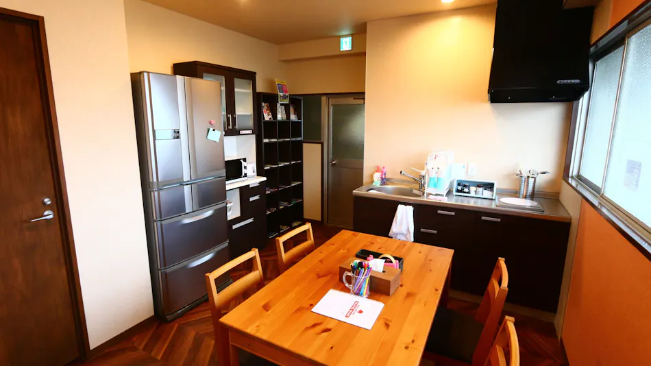 RED HELMET House & Sports Cafe Bar Hiroshima
