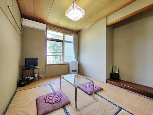 ห้องพักสไตล์ญี่ปุ่นขนาด 6 เสื่อทาทามิ