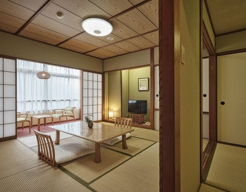 【禁煙】8＋4.5畳 道側（401号室）