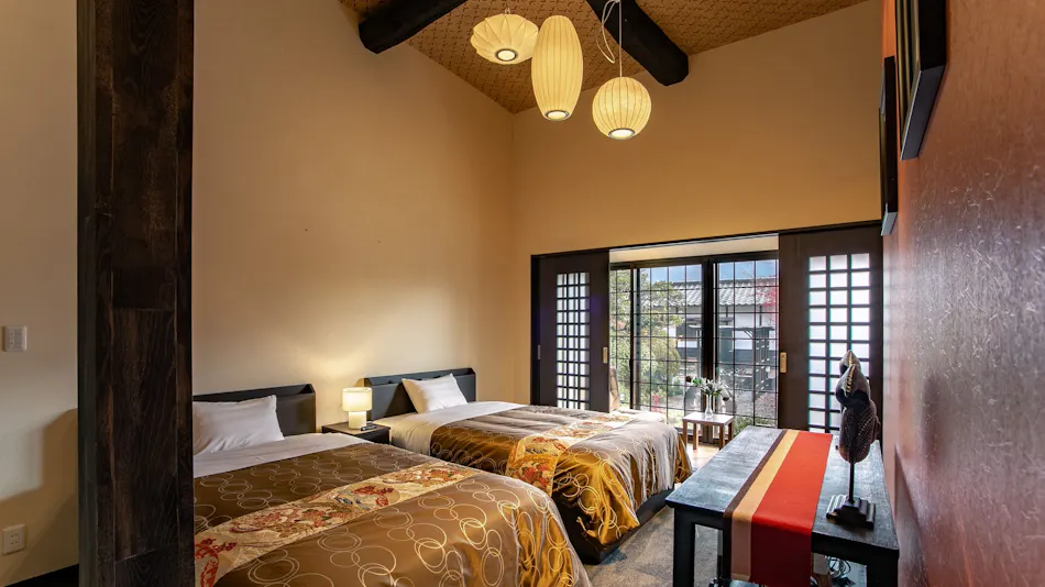 Yufuin Lamp Inn: A Japanese Modern Hot Spring Ryokan