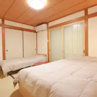 ーห้องพักーห้องสไตล์ญี่ปุ่น 6 เสื่อทาทามิ, ประเภทเตียง