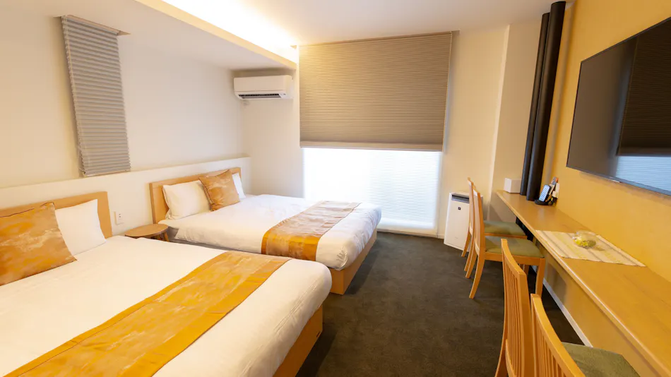 Grand Base Hiroshima Ekimae