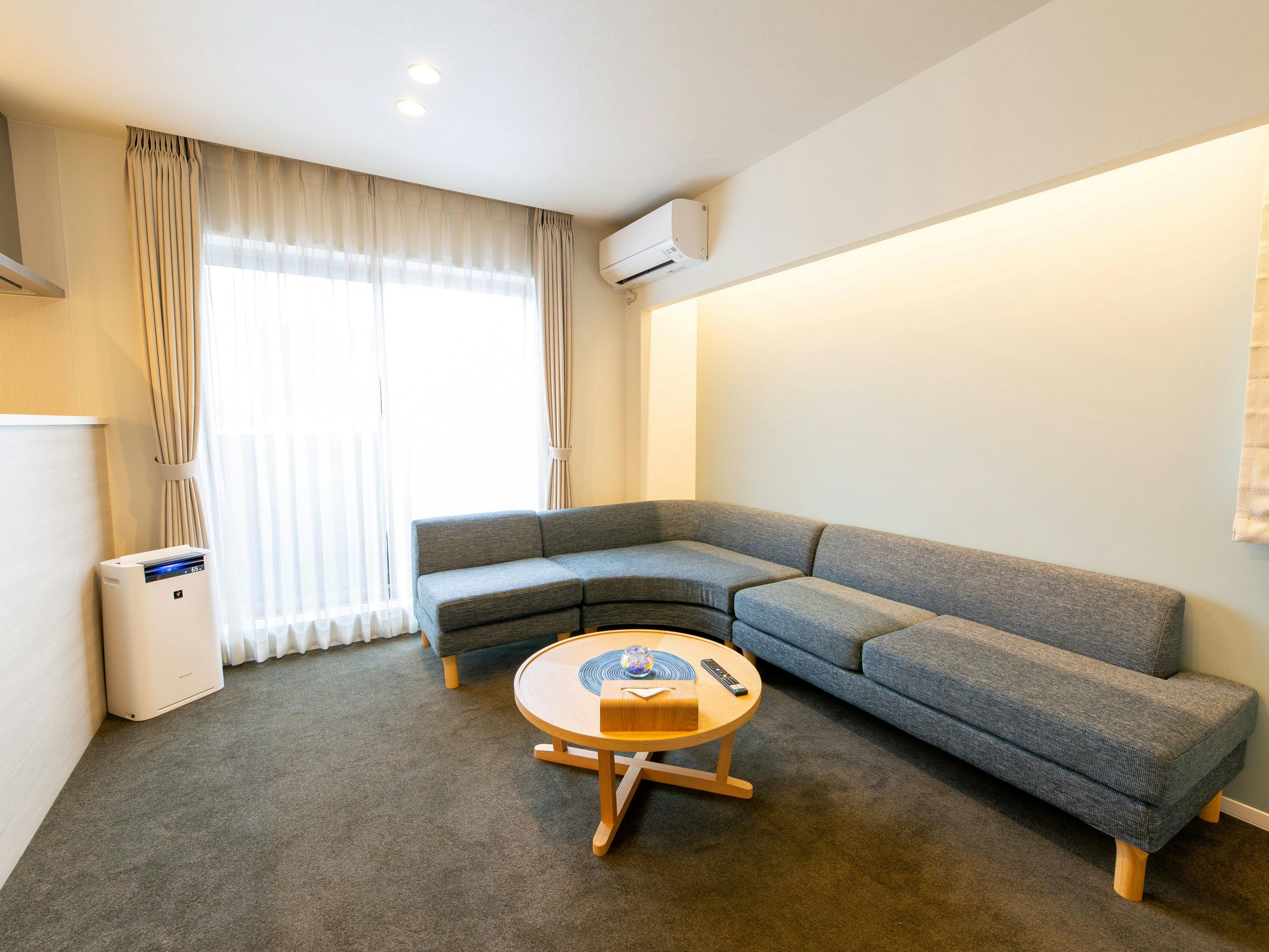 Grand Base Hiroshima Ekimae