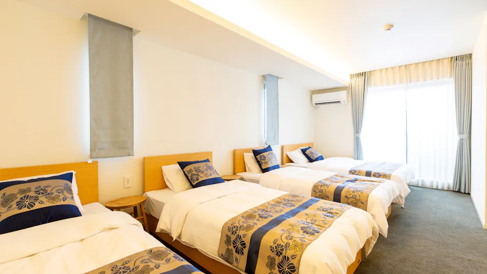 Grand Base Hiroshima Ekimae