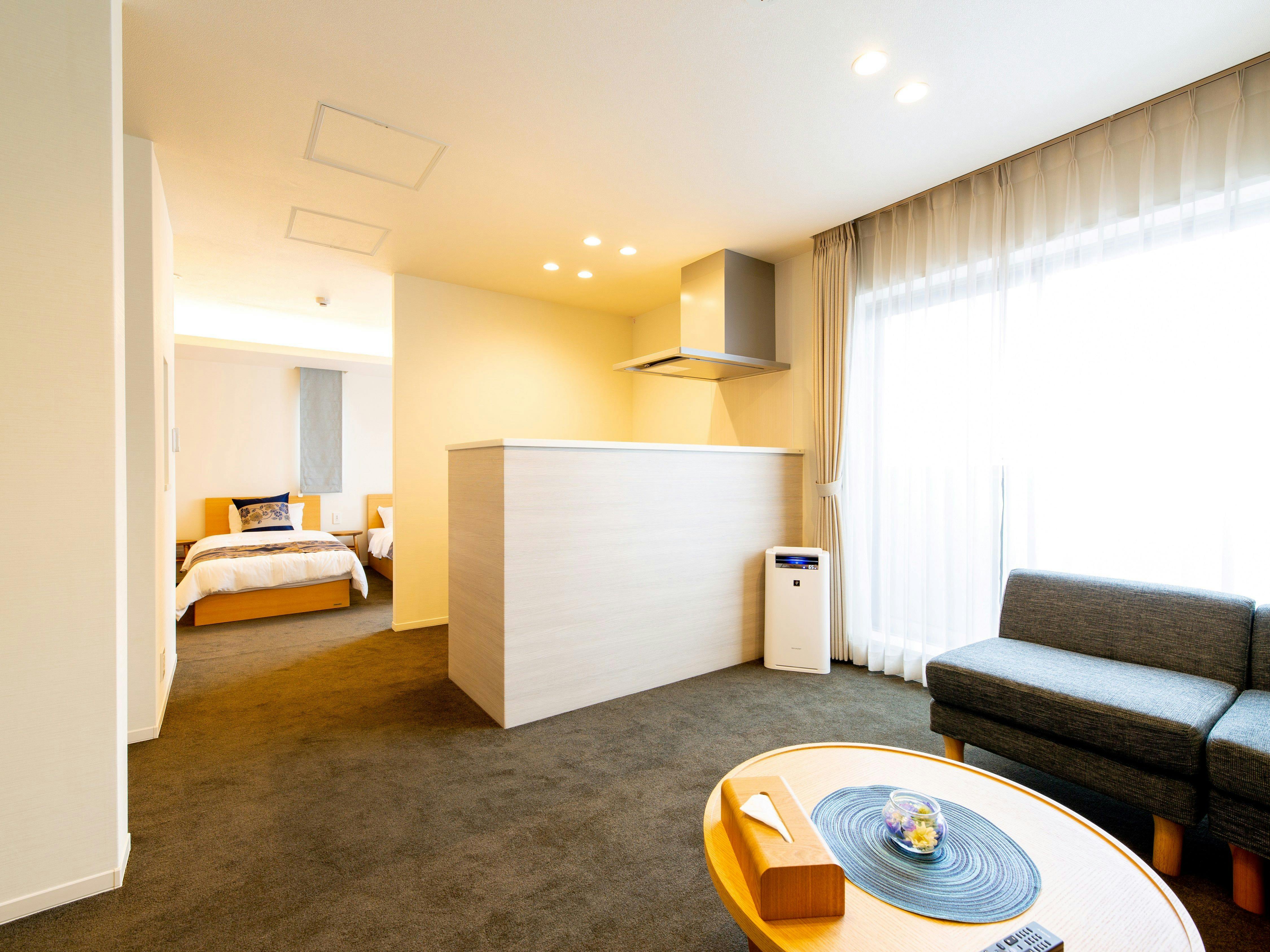Grand Base Hiroshima Ekimae