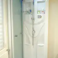 ห้องอาบน้ำฝักบัว