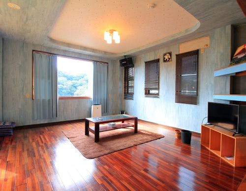 【フロア貸し】