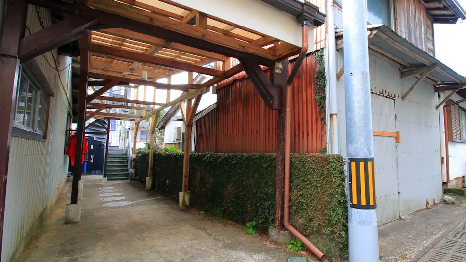 Shakunagekan Inn <Yakushima>