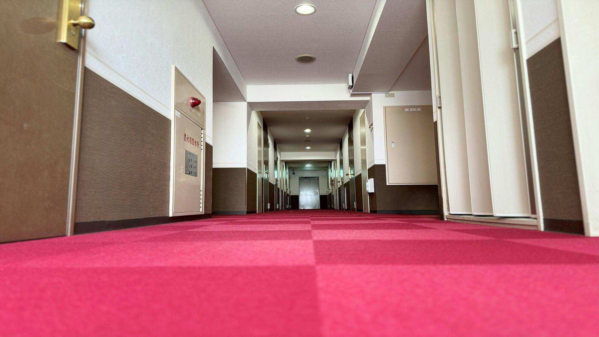 ทางเดินหน้าห้องพัก