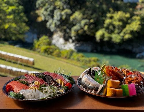 高知県特産「さわち料理」「鰹のタタキ」