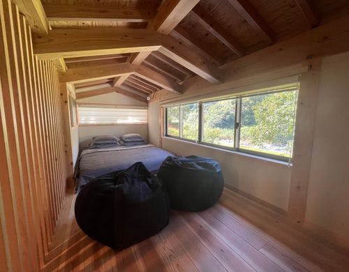 ロフトベットルーム（欧州クイーンサイズ）