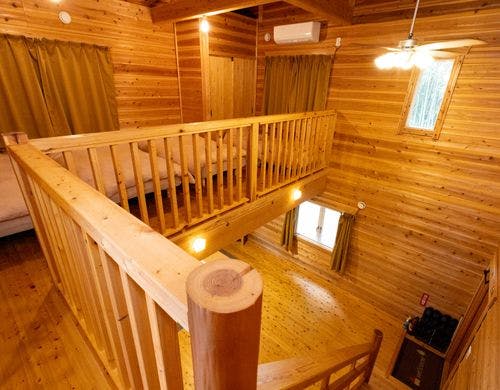 ログハウス１F　リビング