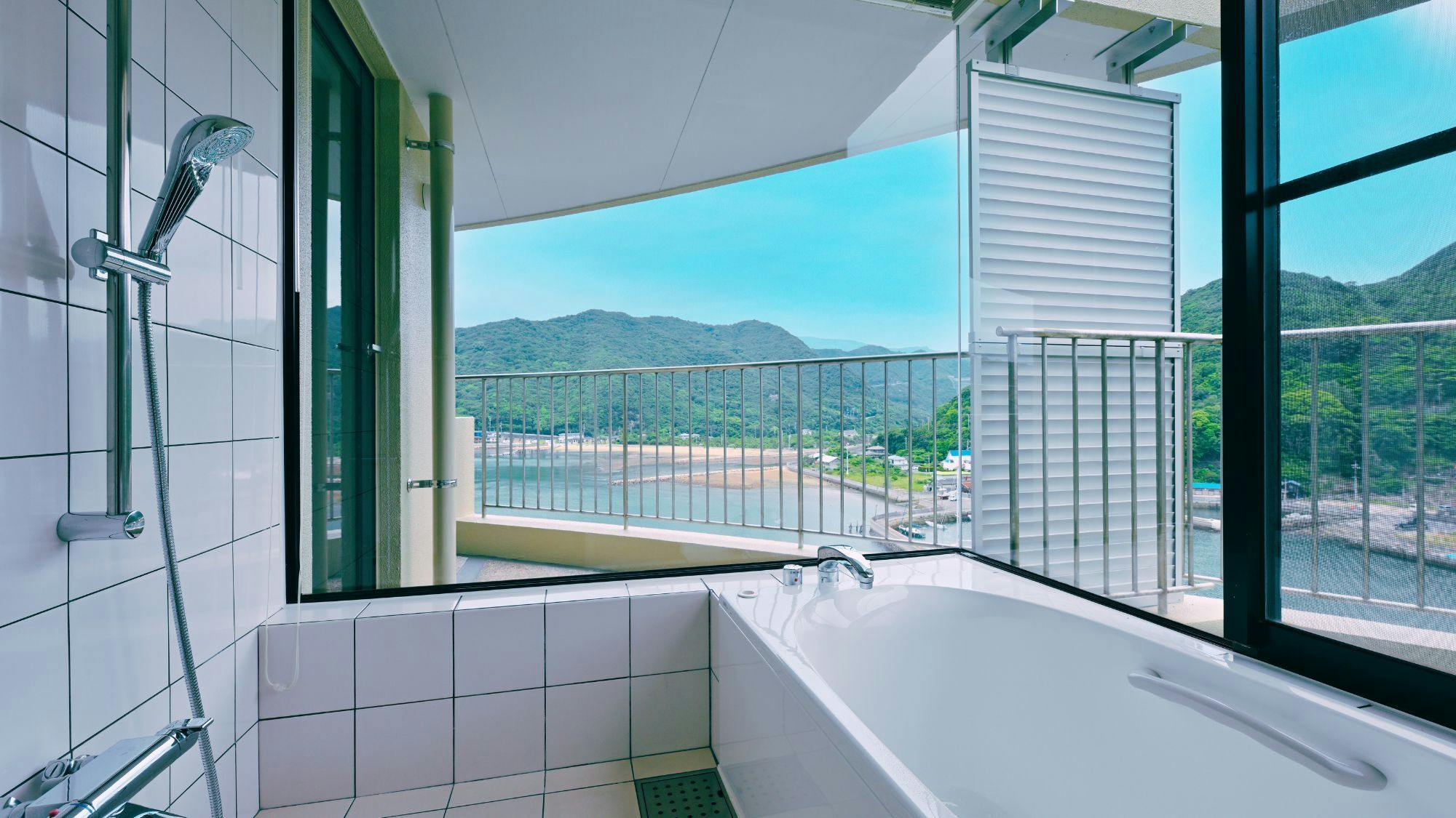 【一例】Aqua Suite 定員4人