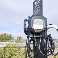 เครื่องชาร์จรถยนต์ไฟฟ้า