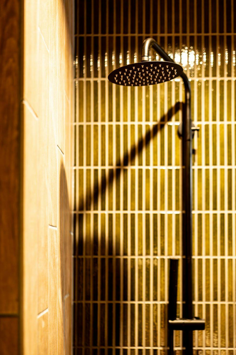 ฝักบัวเหนือศีรษะ