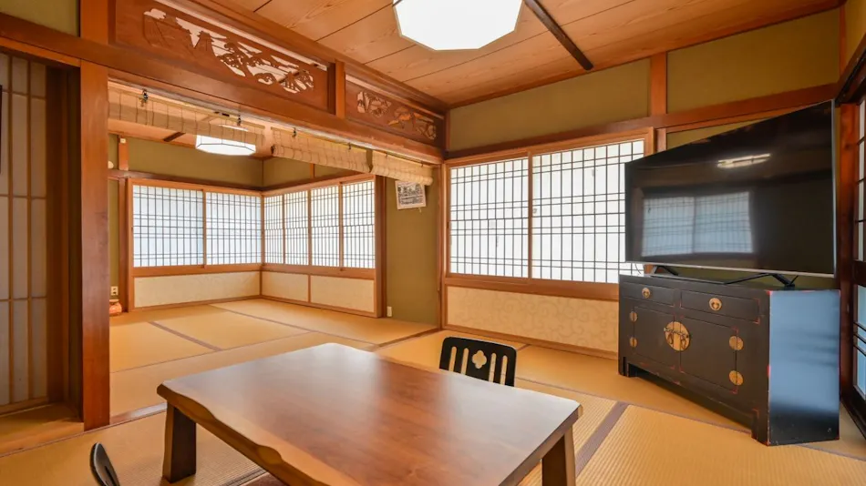 Ryokan Yorozuya