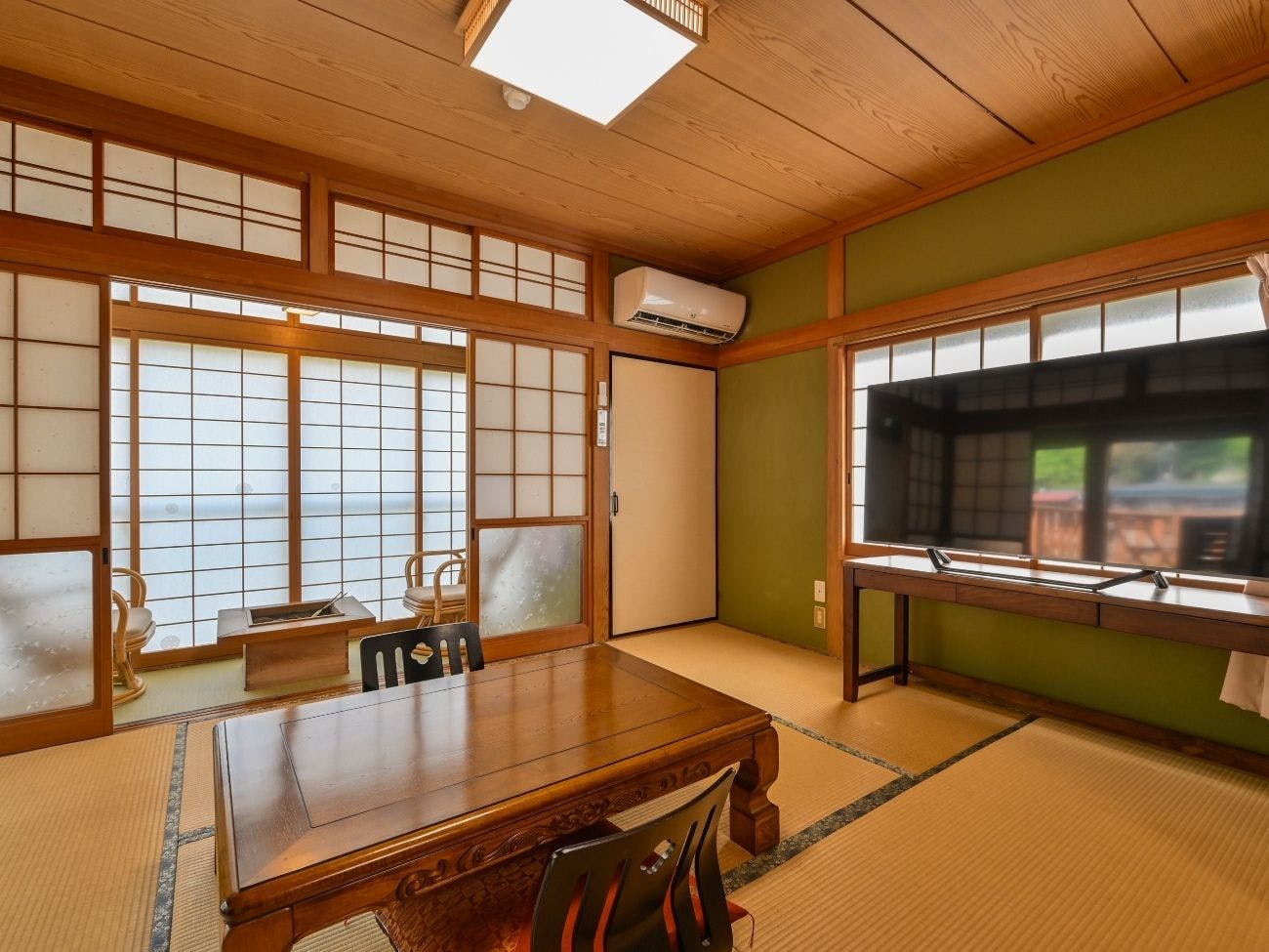 Ryokan Yorozuya