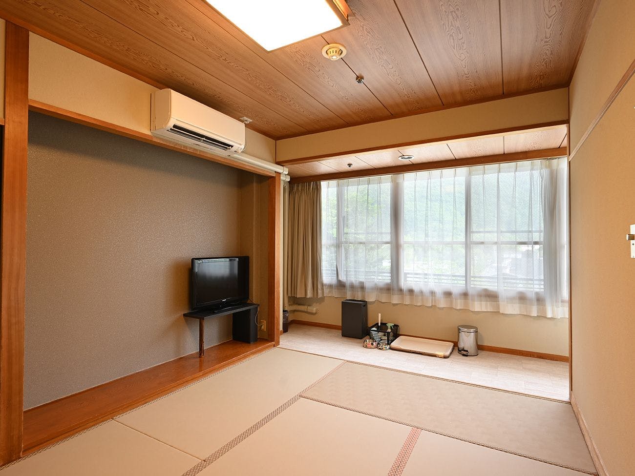 【금연】스탠다드 일본식 객실 6조 욕실 없음