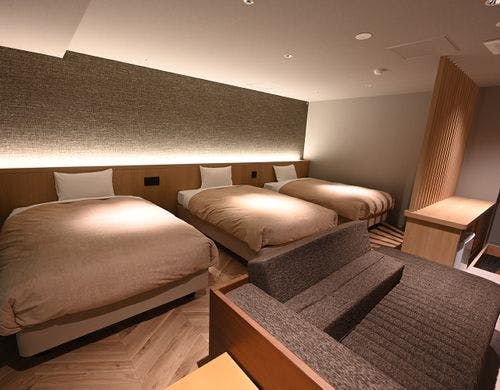 【禁煙】スーペリアトリプル内風呂あり