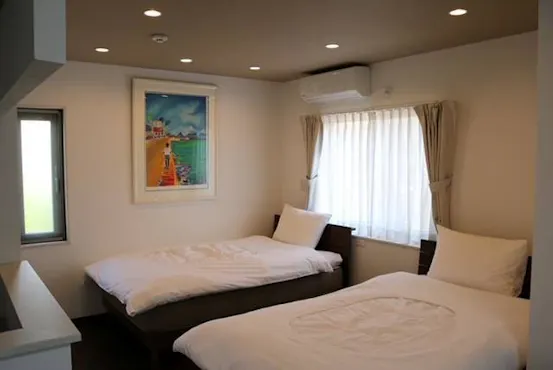 เป็นห้องพักแบบตะวันตก A ในอาคารแยก