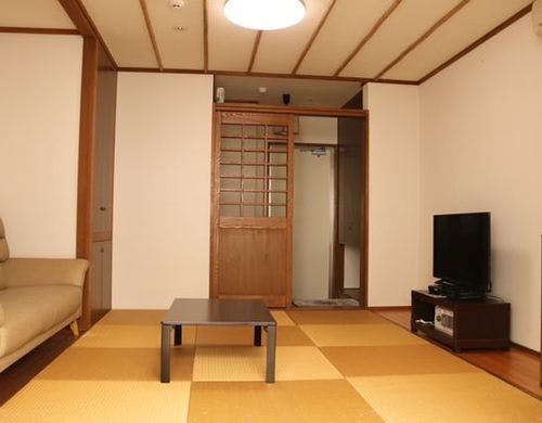 和室のお部屋になります。