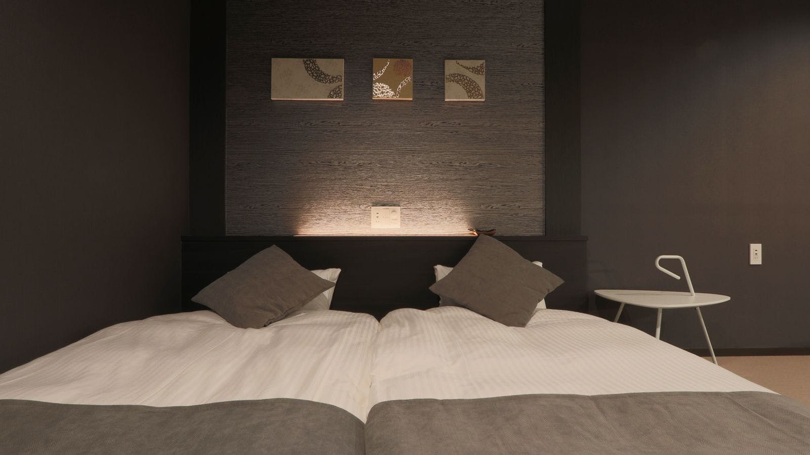 【ห้องพัก 206】ห้องพักเตียงคู่วิวทะเล*