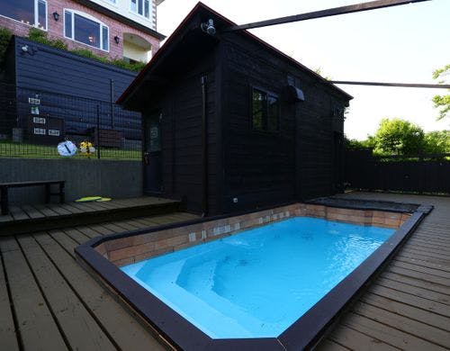 【温水プール】