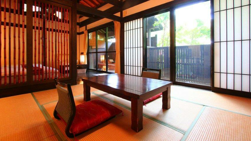Whispering Wind Retreat Accommodation - Yamaakari