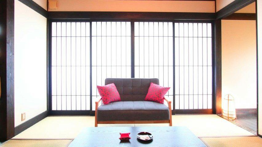 Whispering Wind Retreat Accommodation - Yamaakari