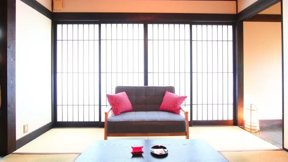 Whispering Wind Retreat Accommodation - Yamaakari