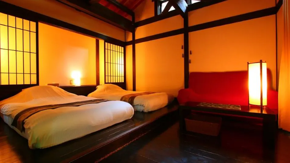 Whispering Wind Retreat Accommodation - Yamaakari