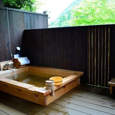 Whispering Wind Retreat Accommodation - Yamaakari
